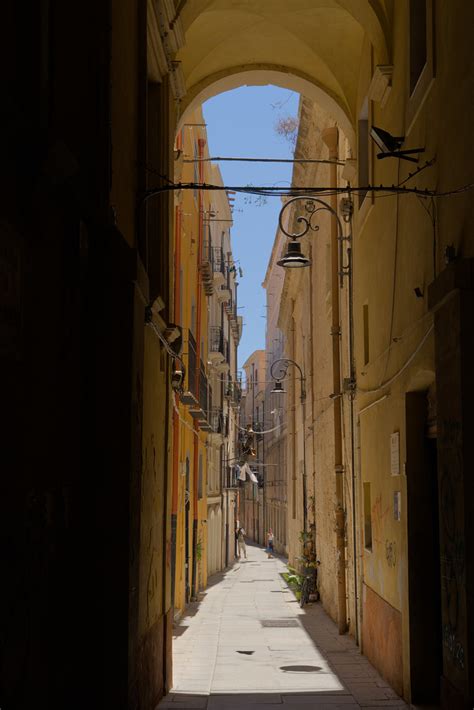 Explore the Streets of Cagliari with Jamie Thomas in .